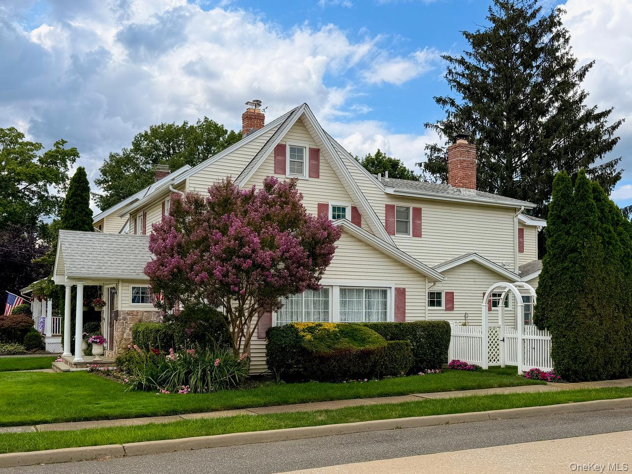 Single Family Princeton Street Nassau County, NY 11570, MLS-1031195-2