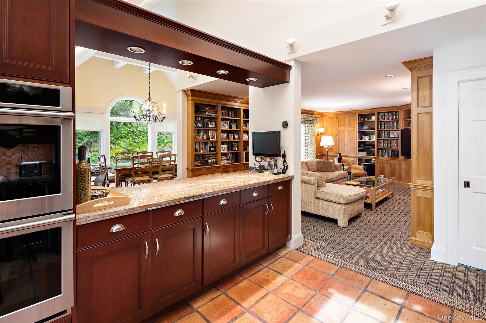 Single Family Old Logging Road  Westchester County, NY 10506, MLS-1031198-8