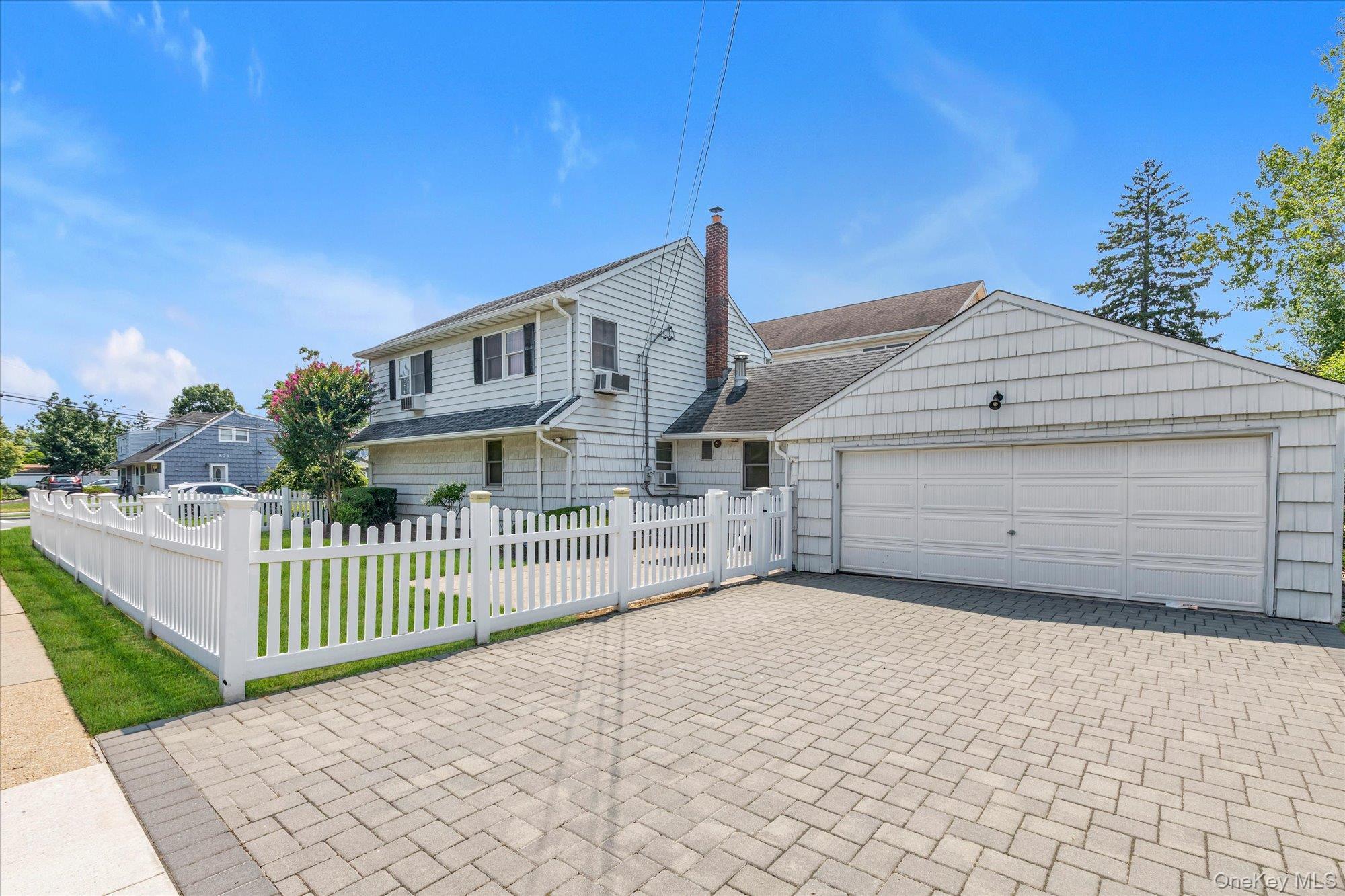 Single Family Ibsen Street Nassau County, NY 11598, MLS-1031204-4
