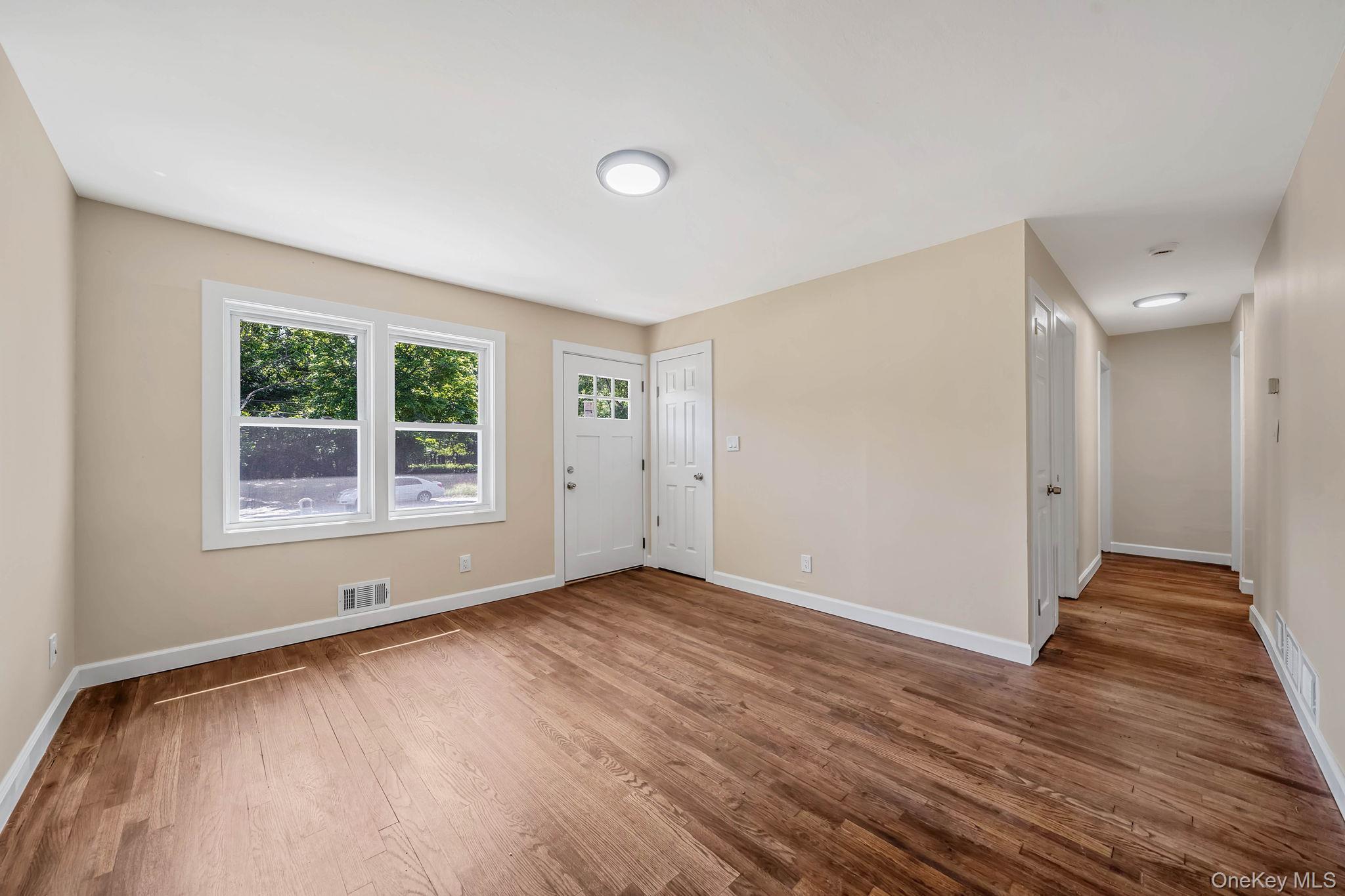 Single Family Walker Street Suffolk County, NY 11713, MLS-1031221-5