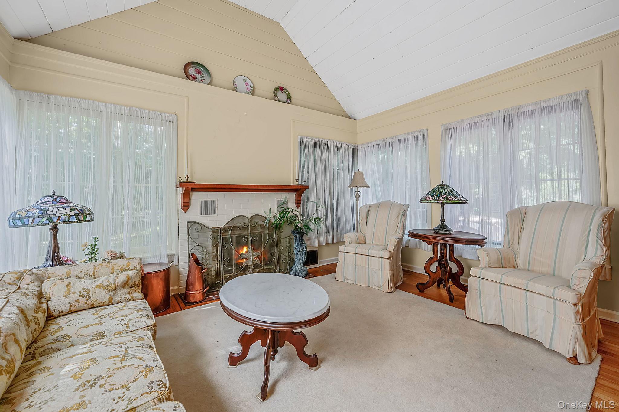 Single Family Locust Lane  Suffolk County, NY 11768, MLS-1031236-13
