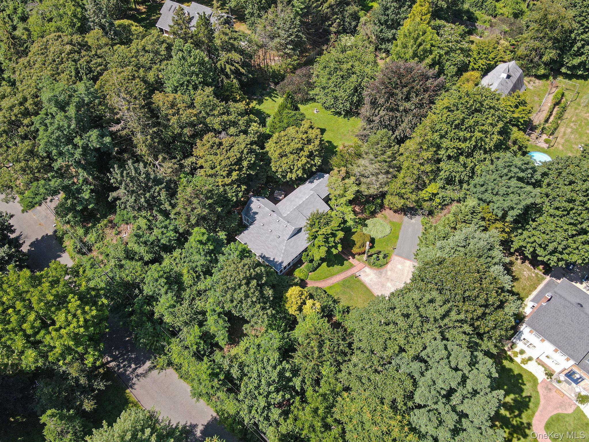 Single Family Locust Lane  Suffolk County, NY 11768, MLS-1031236-33