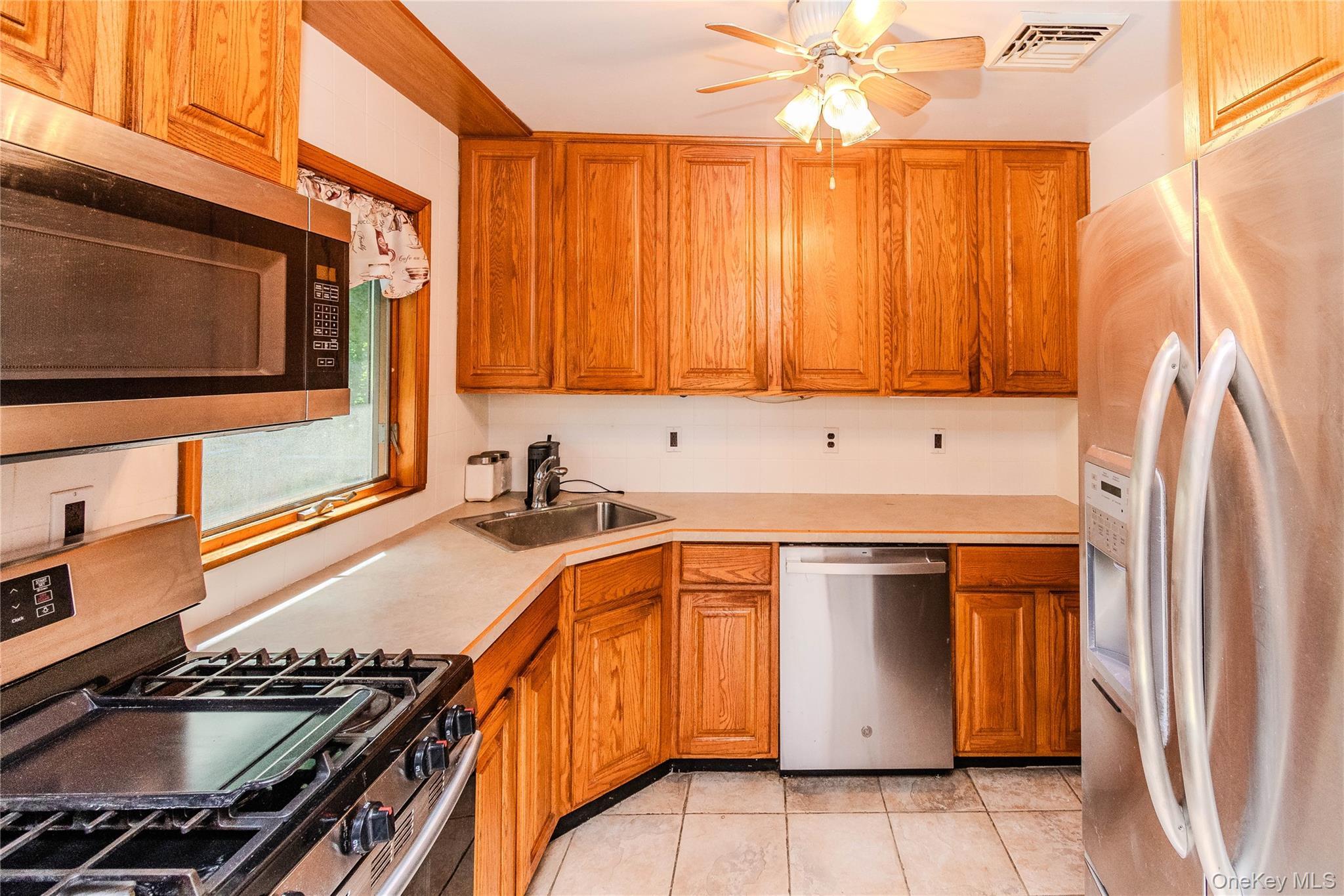 Single Family Hewlett Road Dutchess County, NY 12571, MLS-1031259-19
