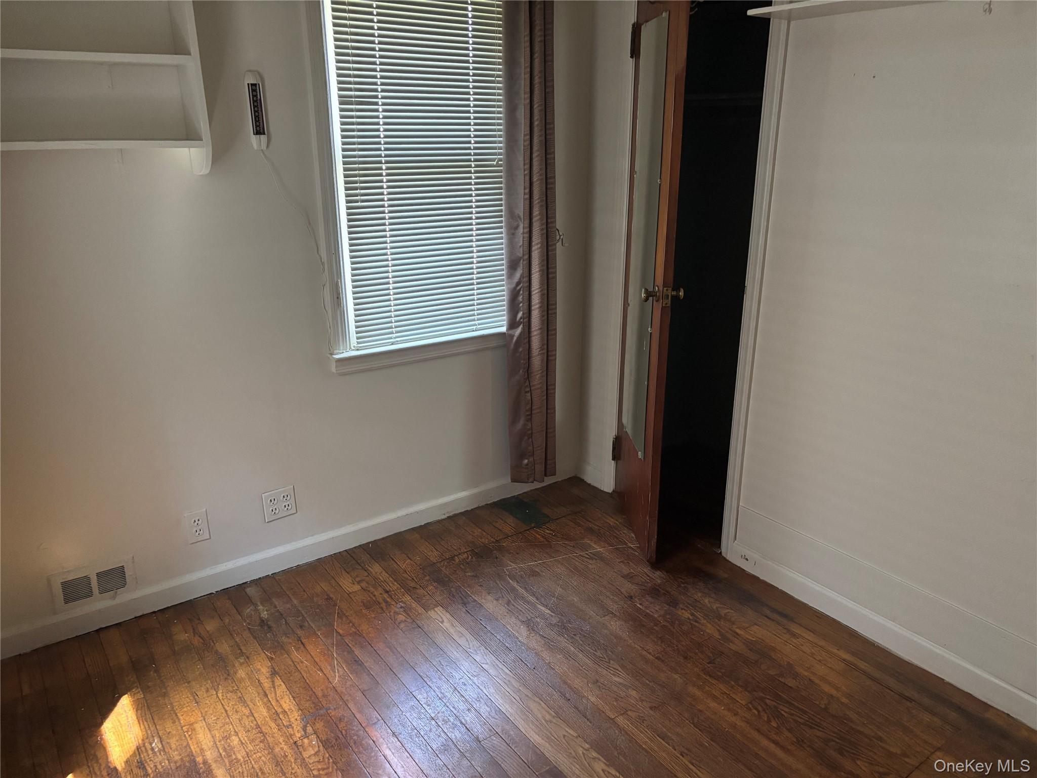 Single Family Fairmount Avenue Bronx, NY 10465, MLS-1031261-10