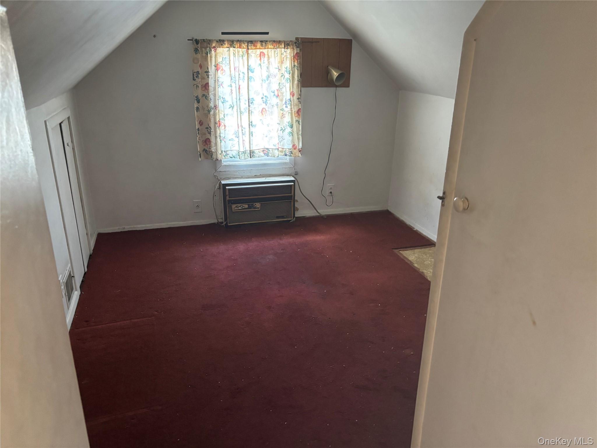 Single Family Fairmount Avenue Bronx, NY 10465, MLS-1031261-12