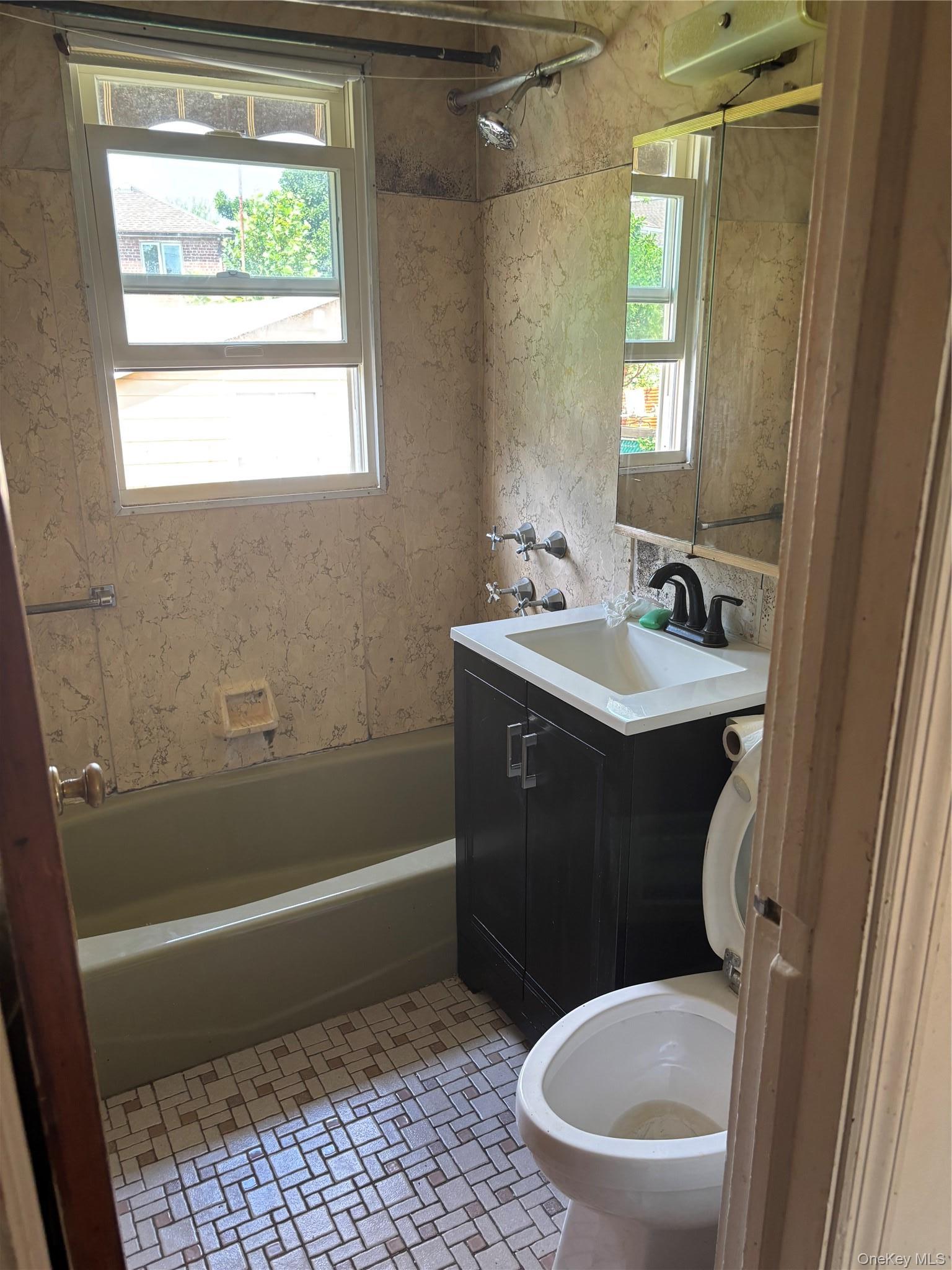 Single Family Fairmount Avenue  Bronx, NY 10465, MLS-1031261-16
