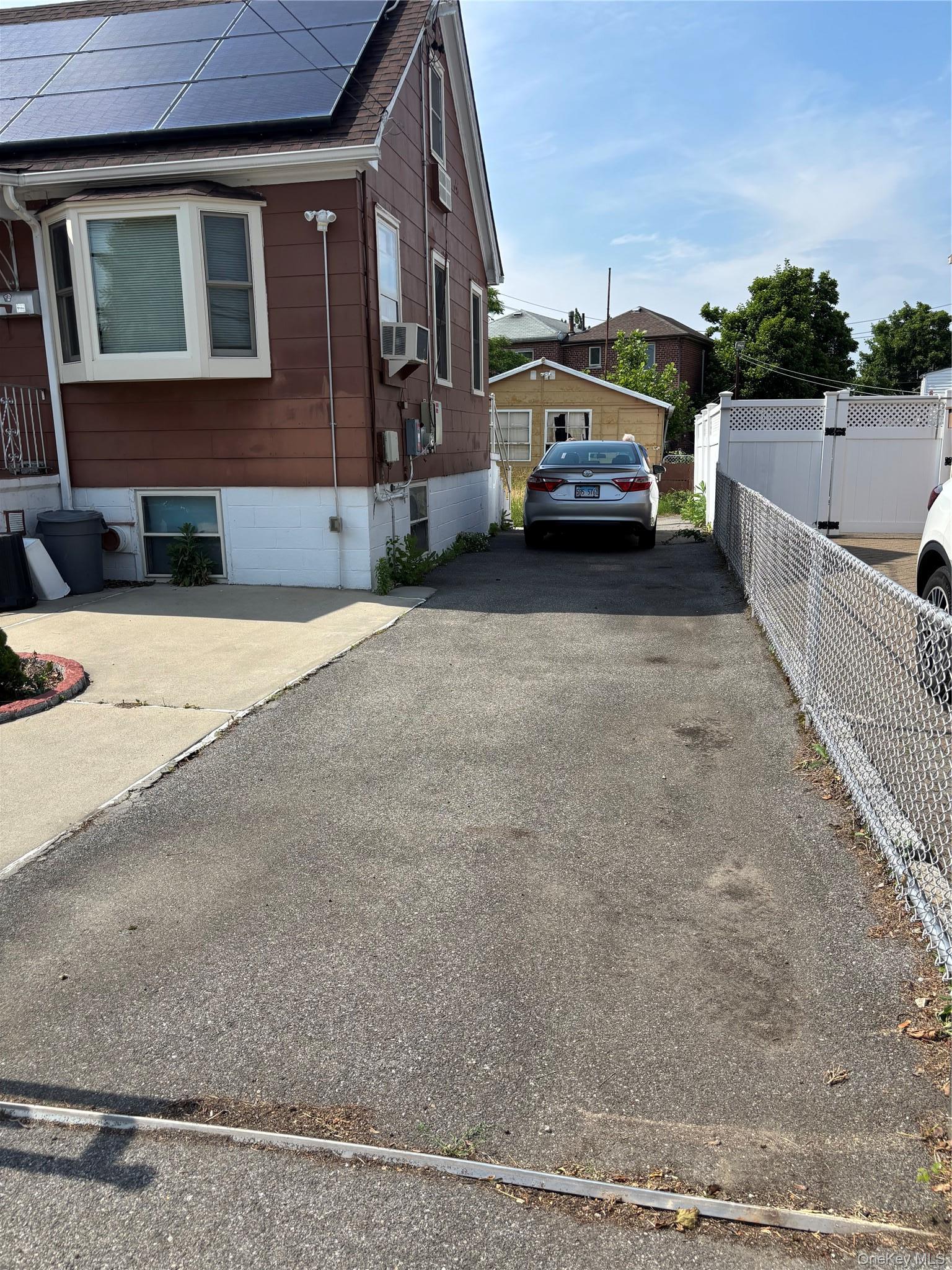 Single Family Fairmount Avenue Bronx, NY 10465, MLS-1031261-3
