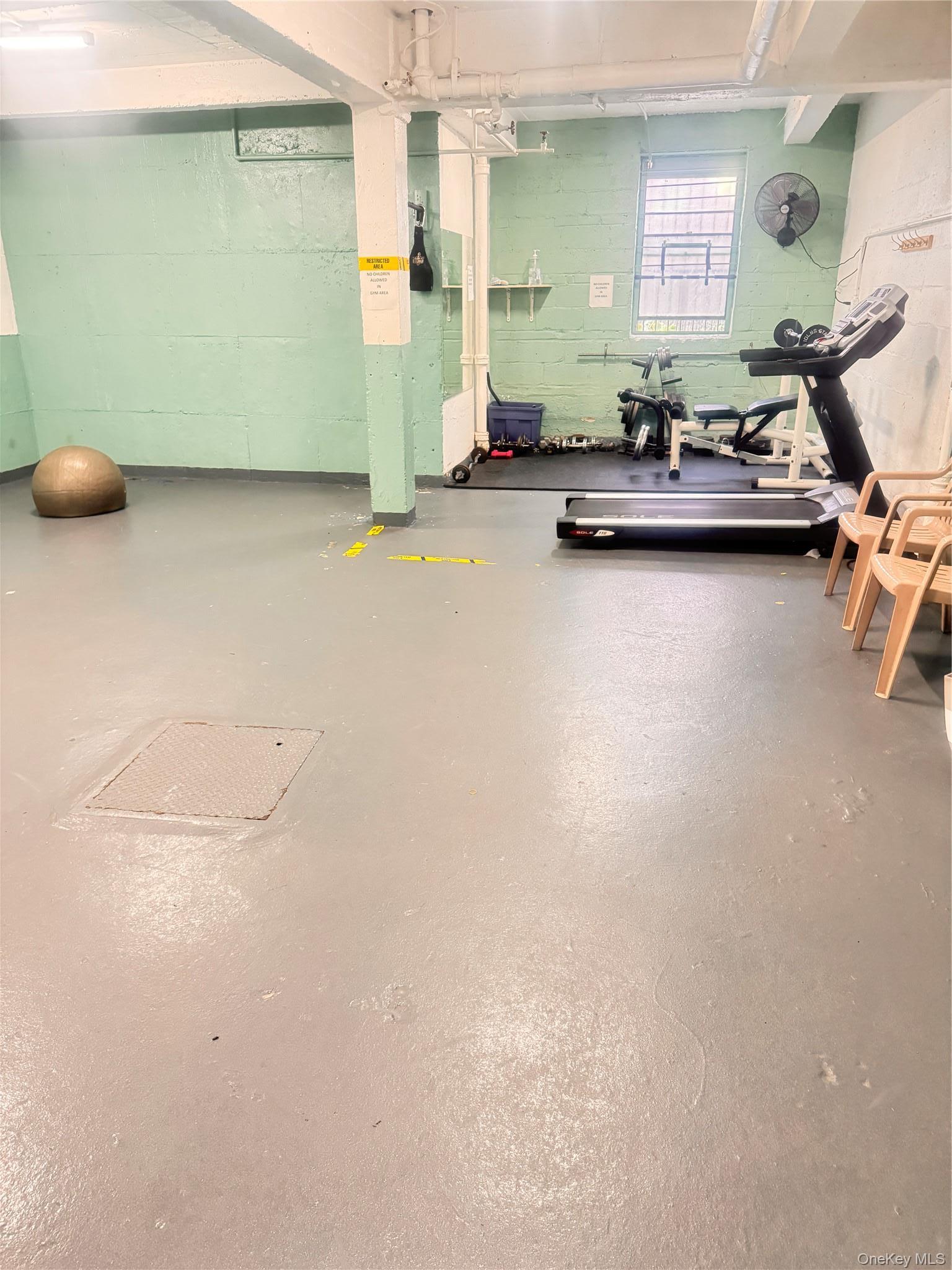 Apartment Parsons Boulevard  Queens, NY 11354, MLS-1031290-11