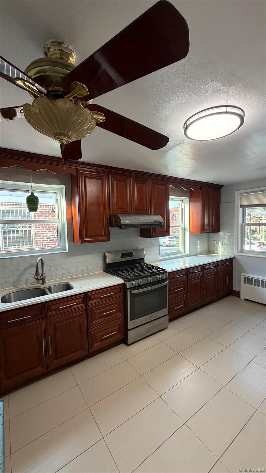 Single Family 192nd Street Queens, NY 11365, MLS-1031297-9