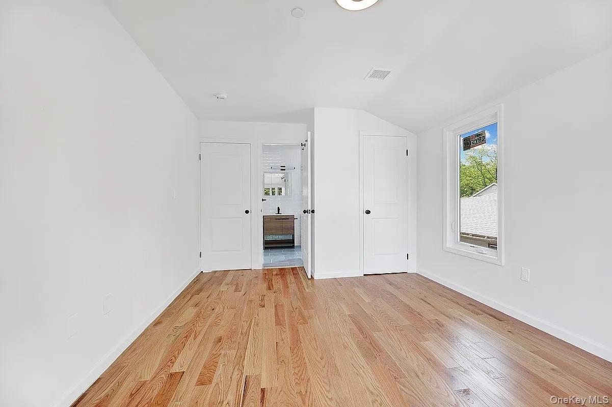 Single Family 232nd Street  Queens, NY 11413, MLS-1031305-11