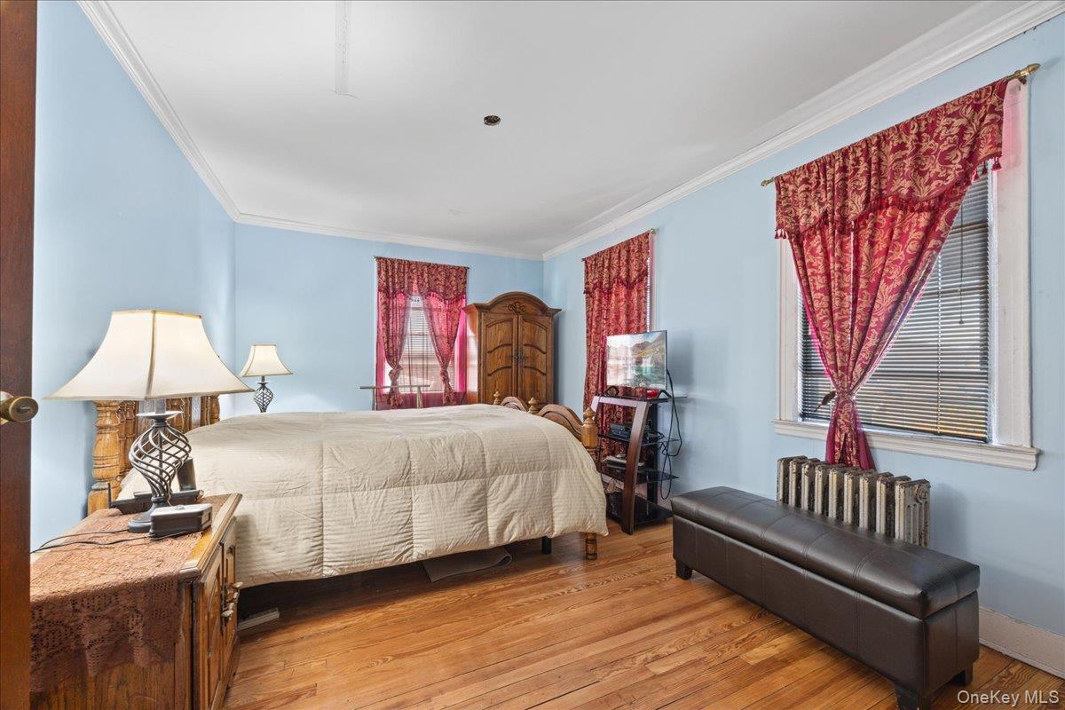 Single Family 132nd Avenue  Queens, NY 11413, MLS-1031319-24