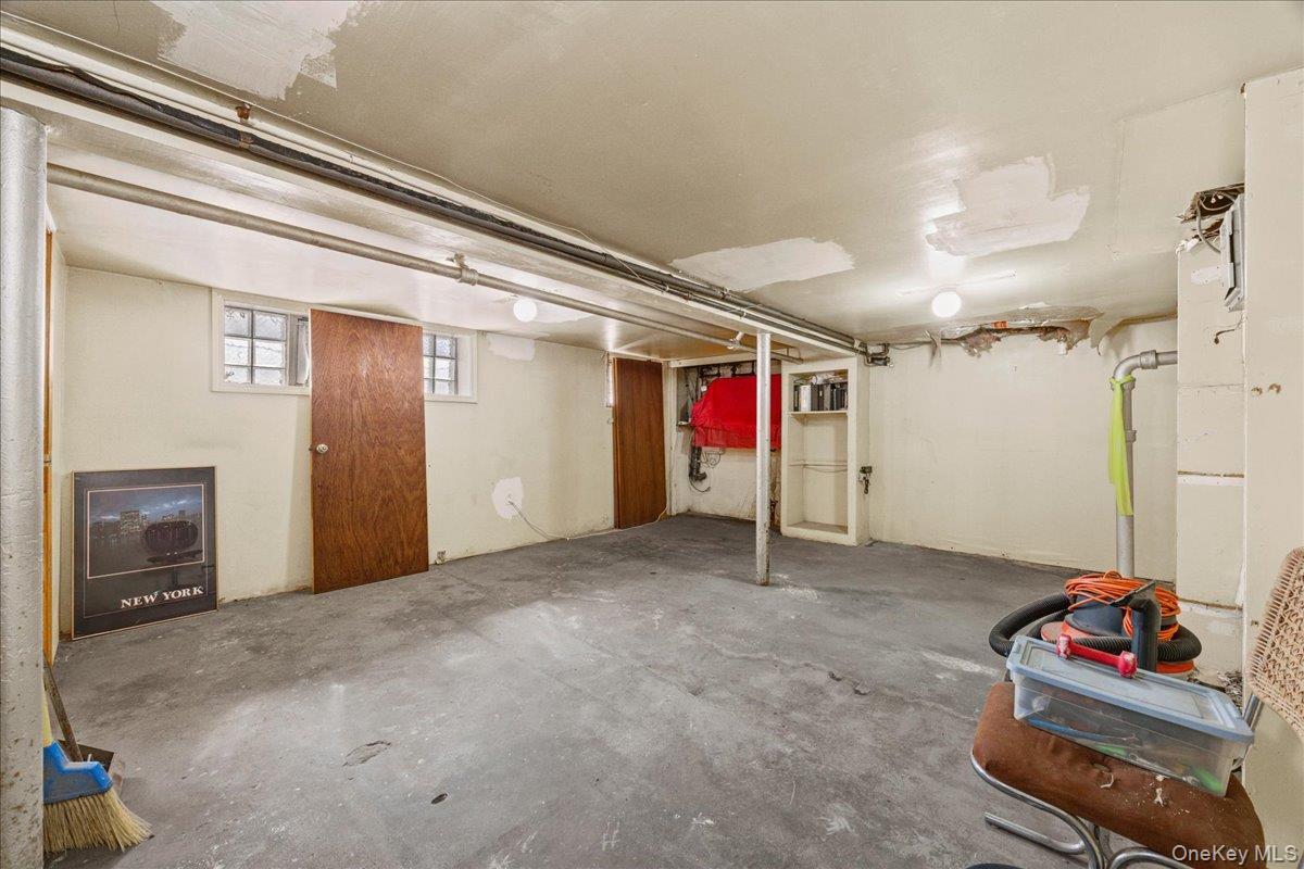 Single Family 132nd Avenue  Queens, NY 11413, MLS-1031319-29