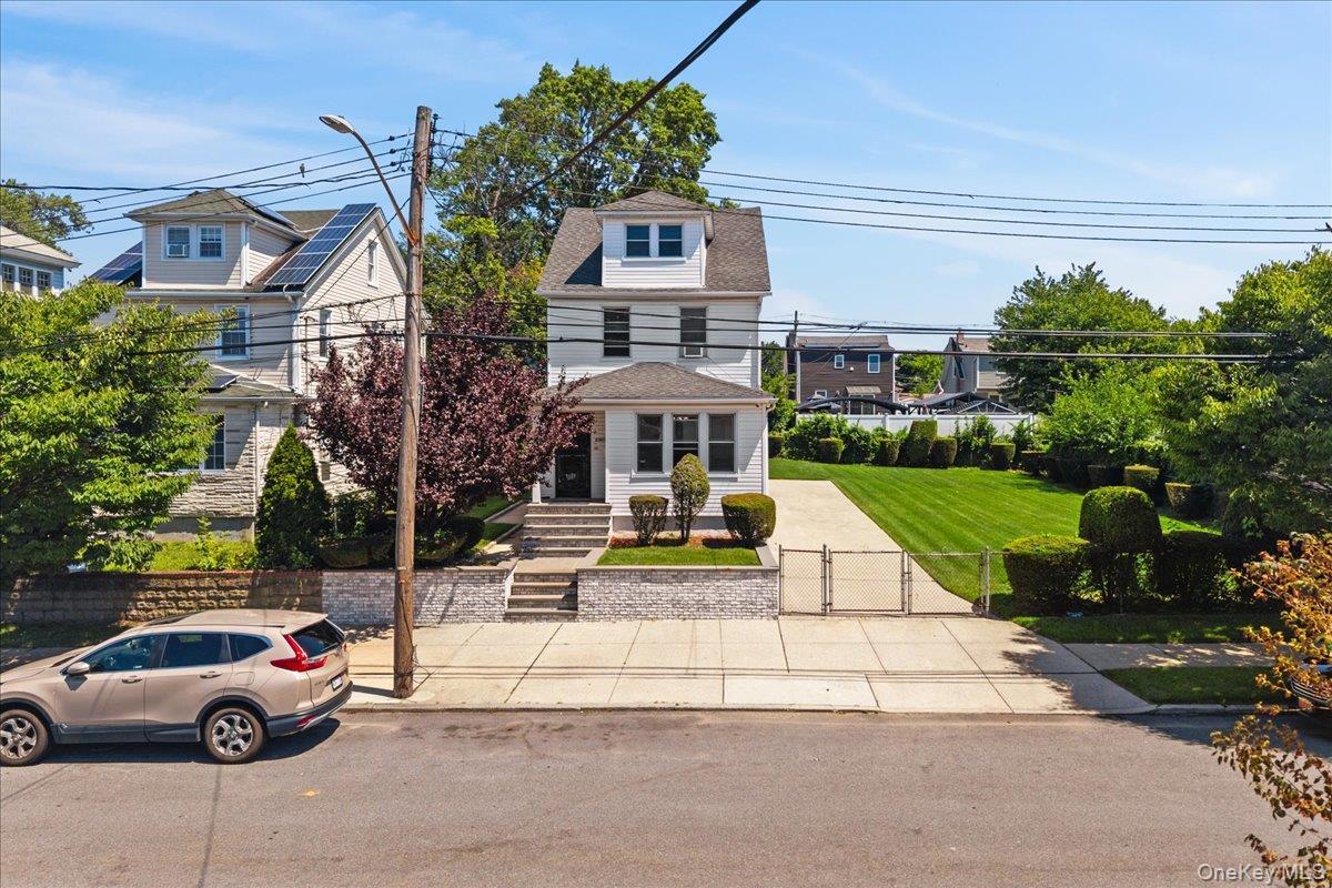 Single Family 132nd Avenue  Queens, NY 11413, MLS-1031319-3