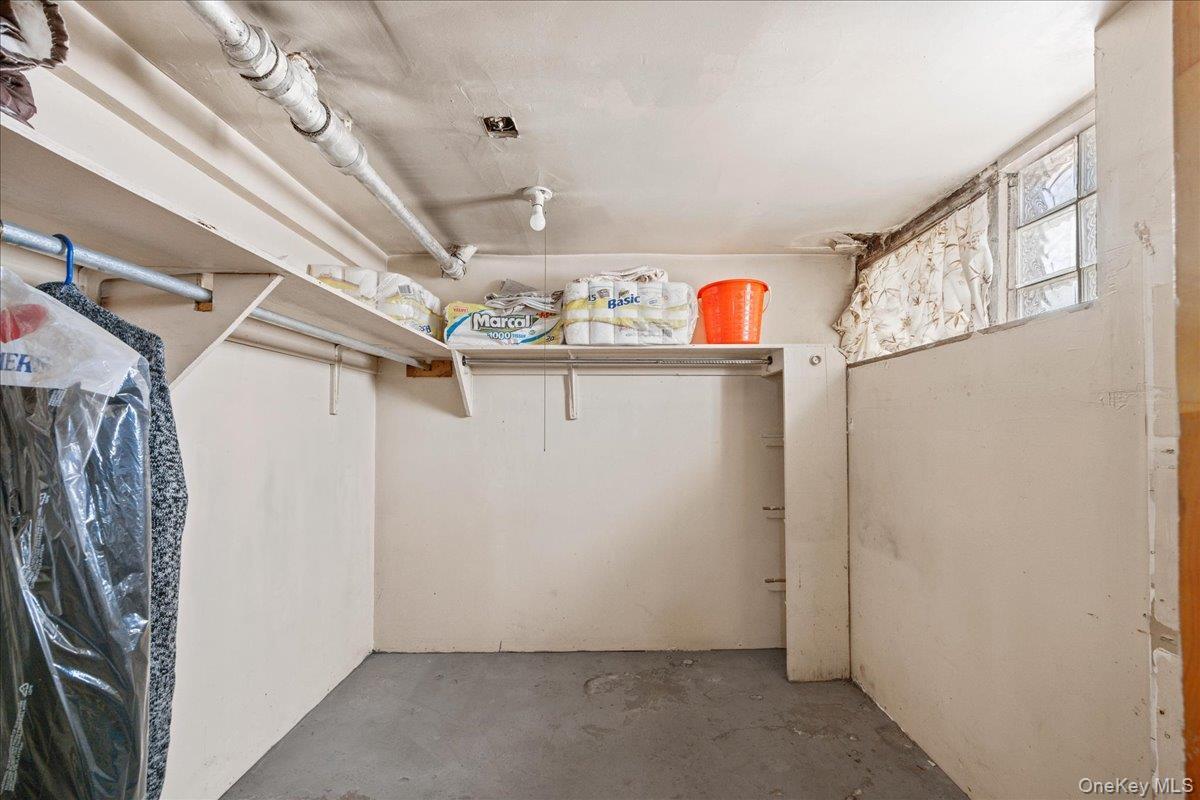 Single Family 132nd Avenue  Queens, NY 11413, MLS-1031319-31