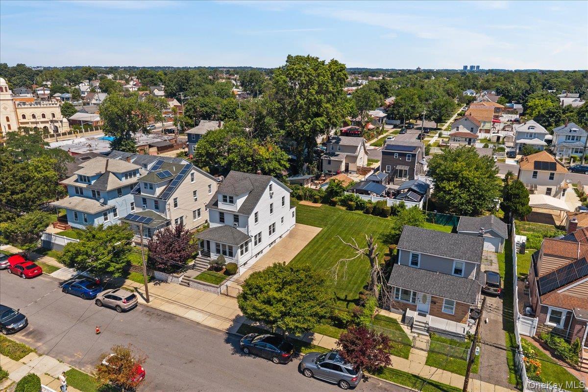 Single Family 132nd Avenue  Queens, NY 11413, MLS-1031319-34