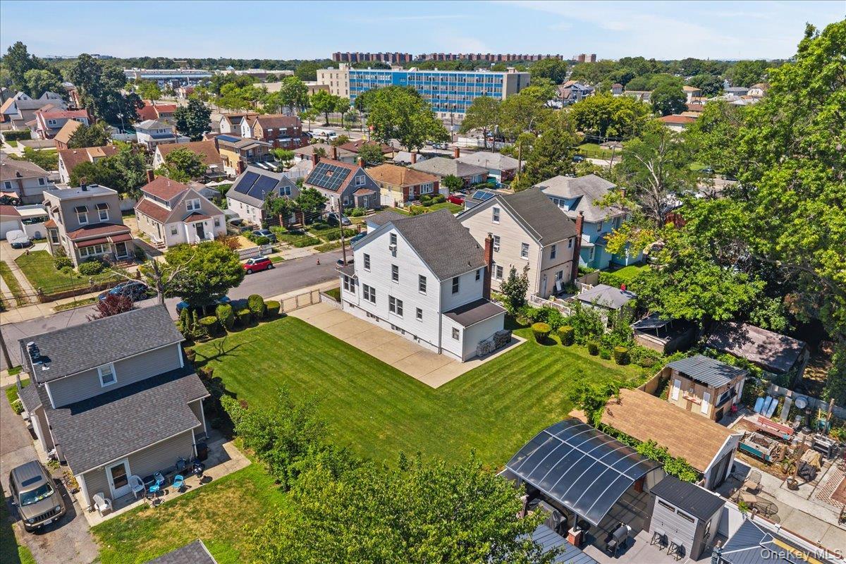 Single Family 132nd Avenue  Queens, NY 11413, MLS-1031319-35