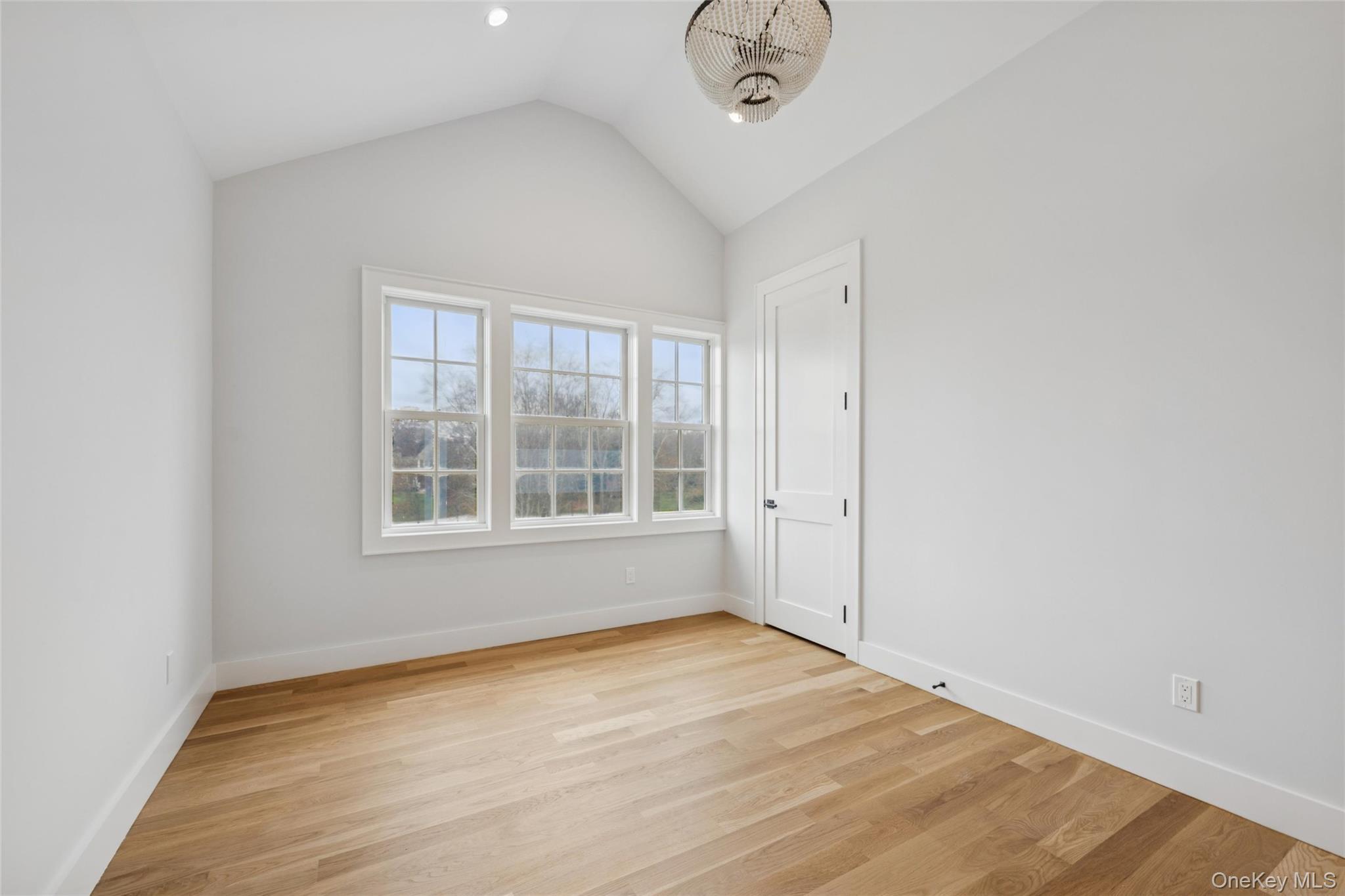 Single Family Deer Run Suffolk County, NY 11971, MLS-1031351-29