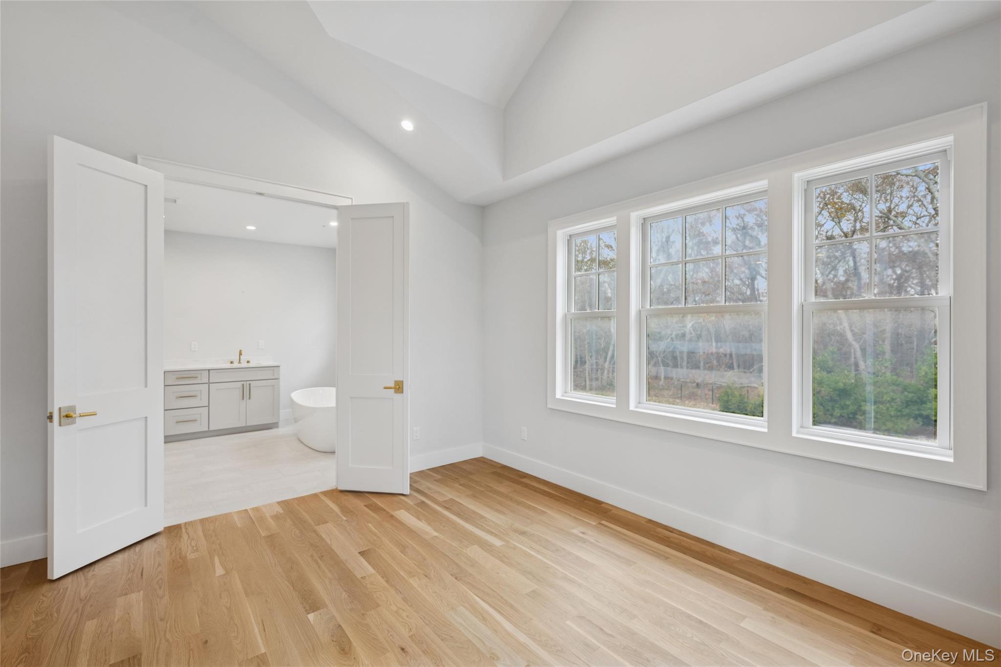 Single Family Deer Run Suffolk County, NY 11971, MLS-1031351-32