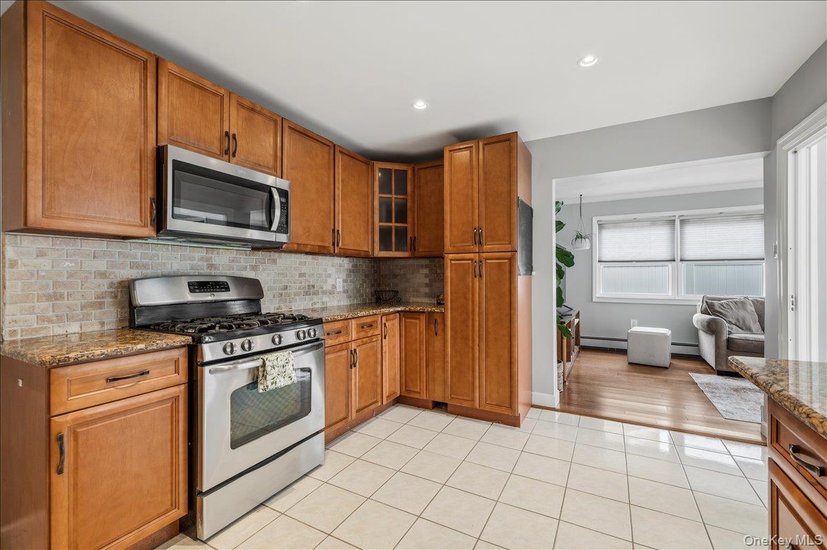 Single Family Jefferson Street Nassau County, NY 11510, MLS-1031357-15