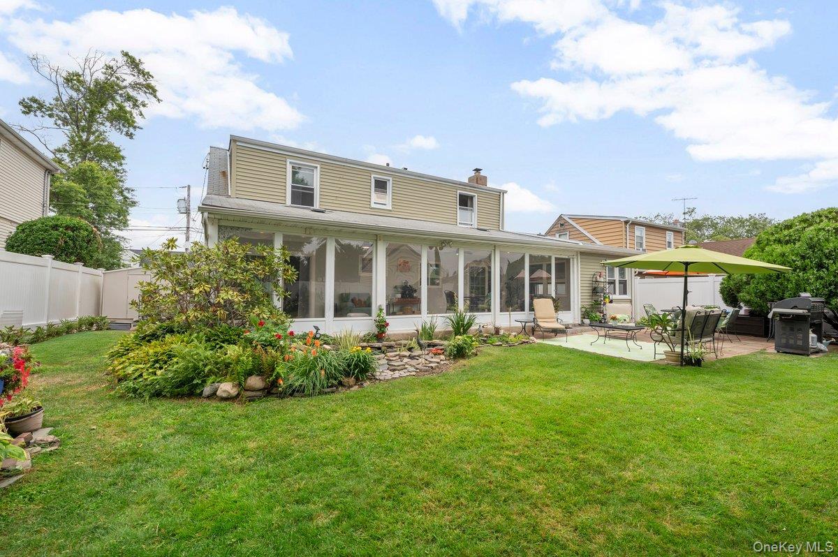 Single Family Jefferson Street Nassau County, NY 11510, MLS-1031357-32