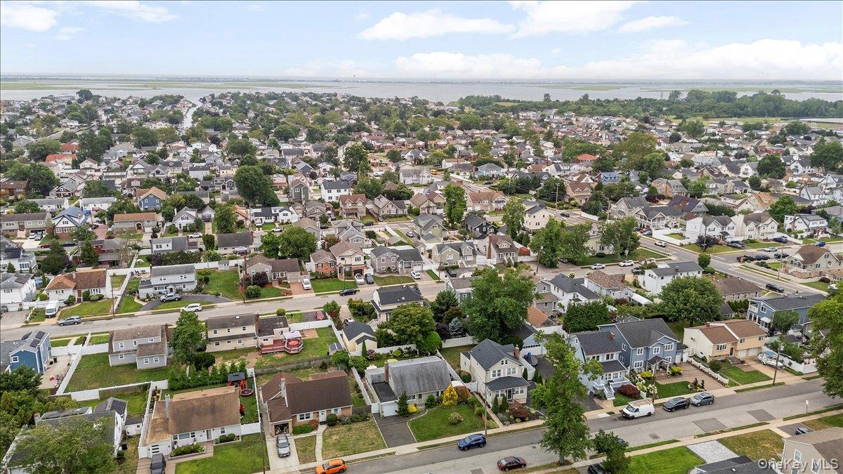 Single Family Jefferson Street Nassau County, NY 11510, MLS-1031357-36