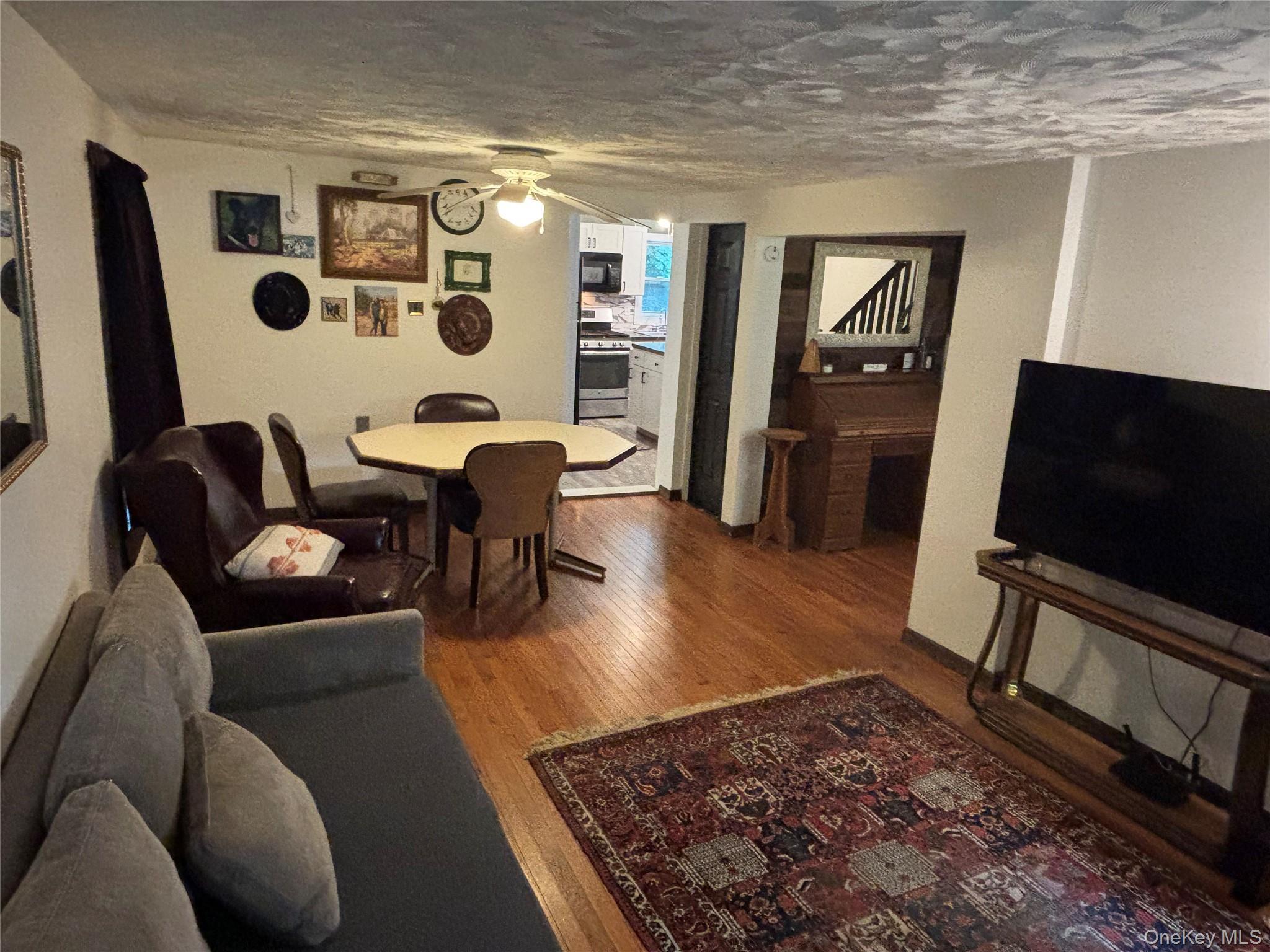 Single Family Boulevard Knolls Dutchess County, NY 12601, MLS-1031406-6