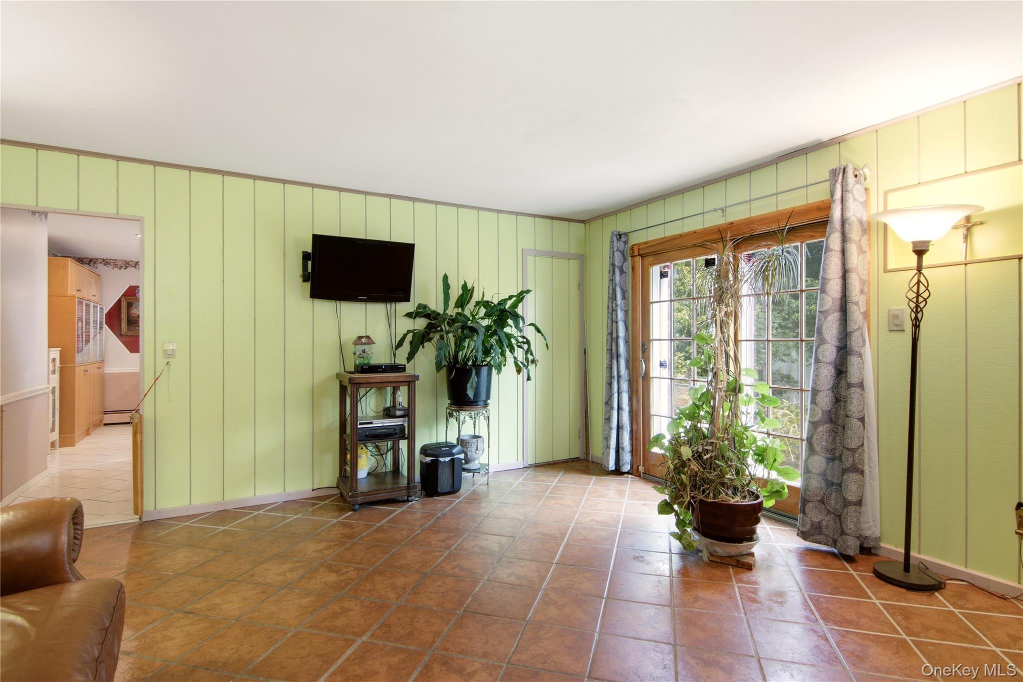 Single Family Clymer Street Suffolk County, NY 11776, MLS-1031407-17