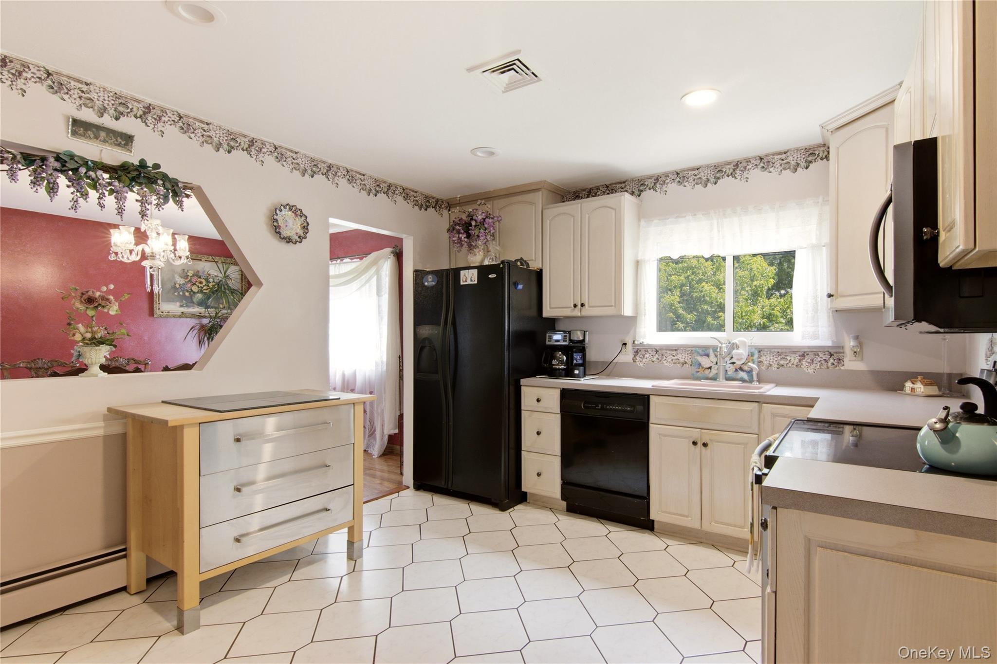 Single Family Clymer Street Suffolk County, NY 11776, MLS-1031407-6