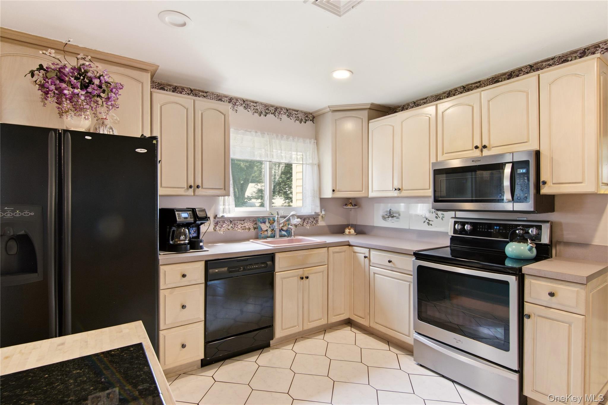 Single Family Clymer Street Suffolk County, NY 11776, MLS-1031407-8