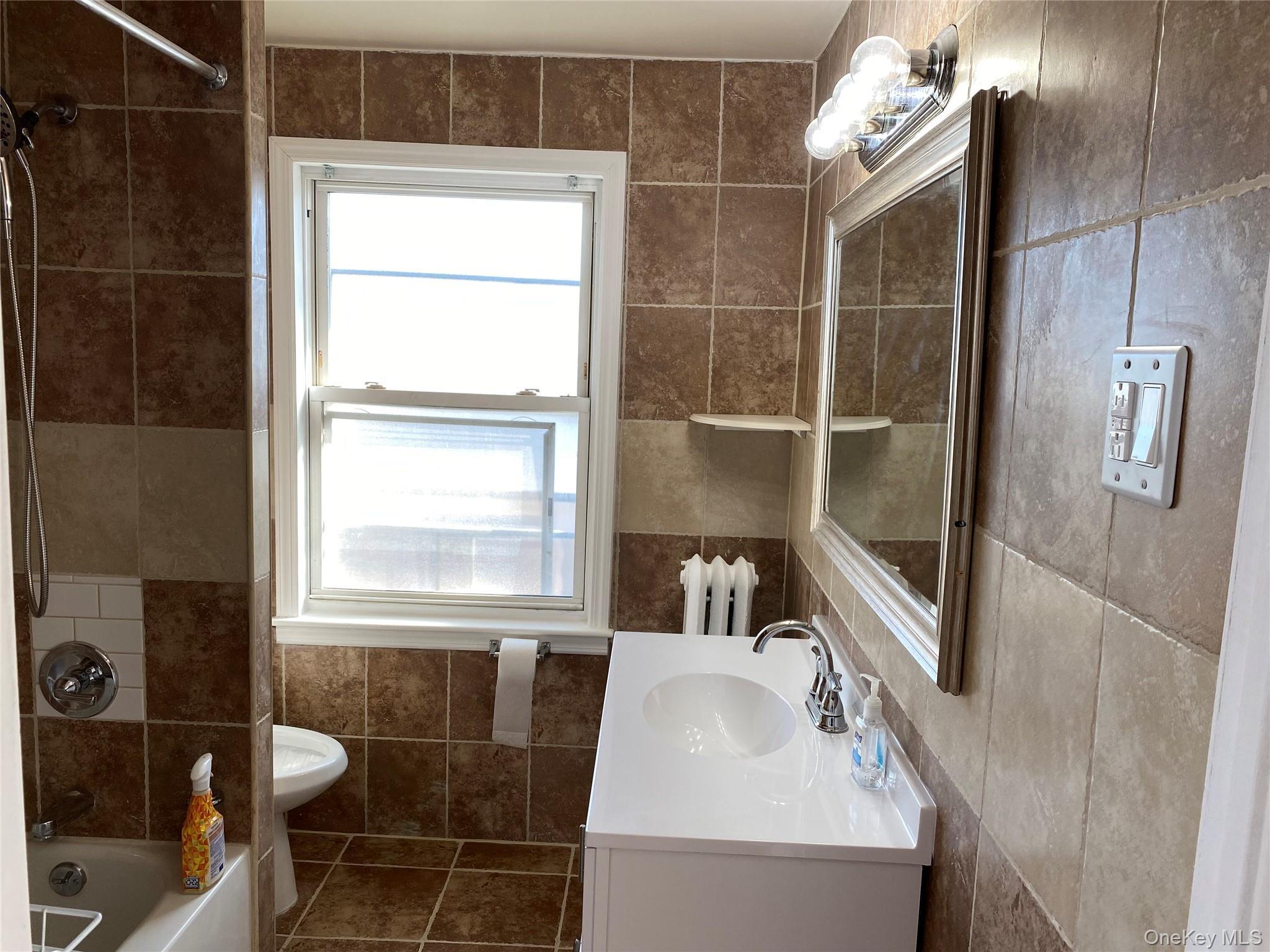Single Family Taylor Court Staten Island, NY 10310, MLS-1031409-12