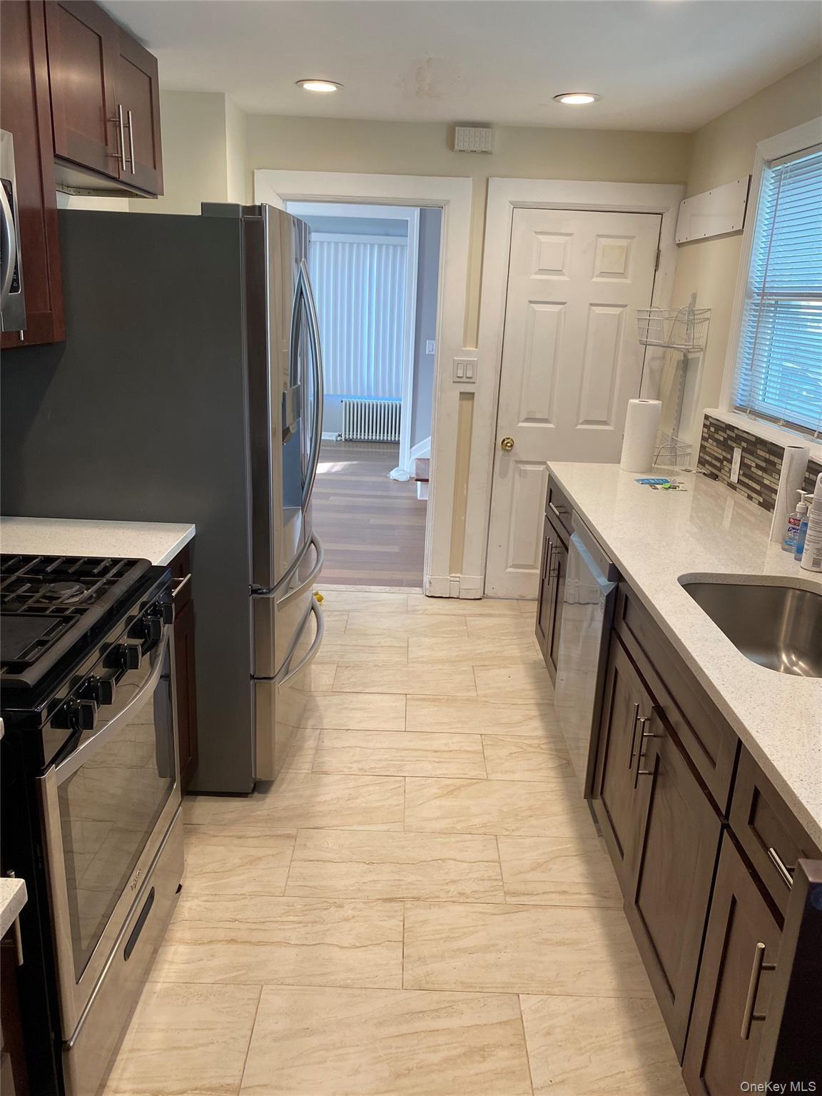 Single Family Taylor Court Staten Island, NY 10310, MLS-1031409-7