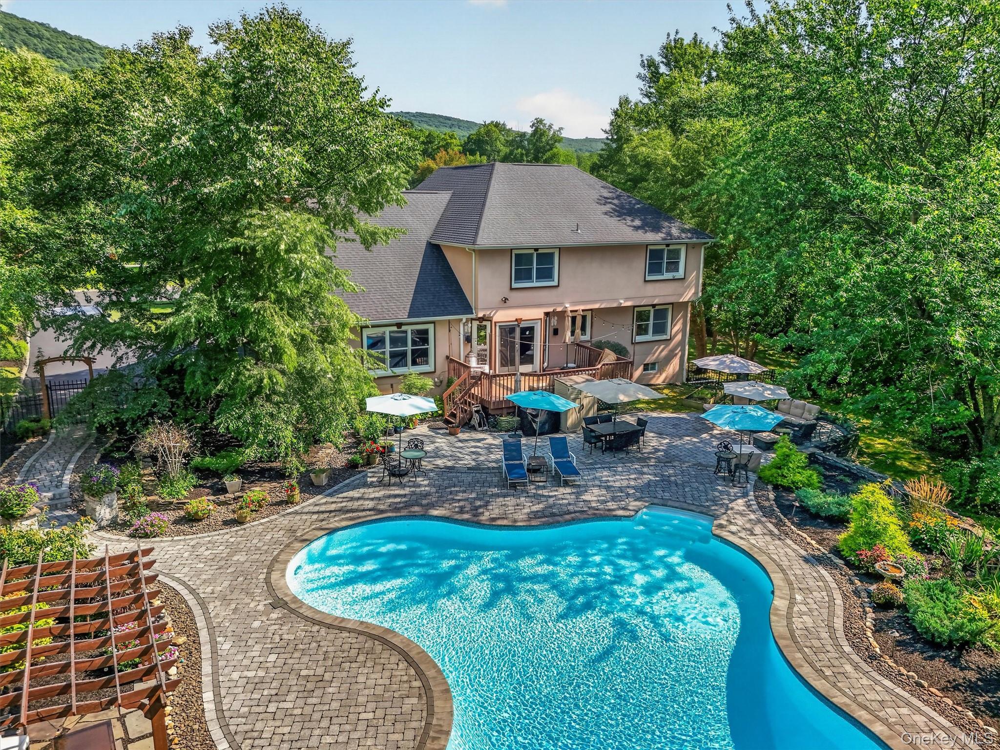 Single Family Greenwich Avenue Orange County, NY 10917, MLS-1031426-36