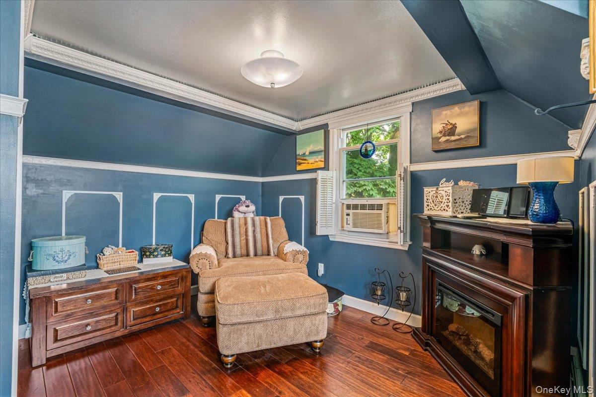 Single Family Gateway Nassau County, NY 11735, MLS-1031431-11