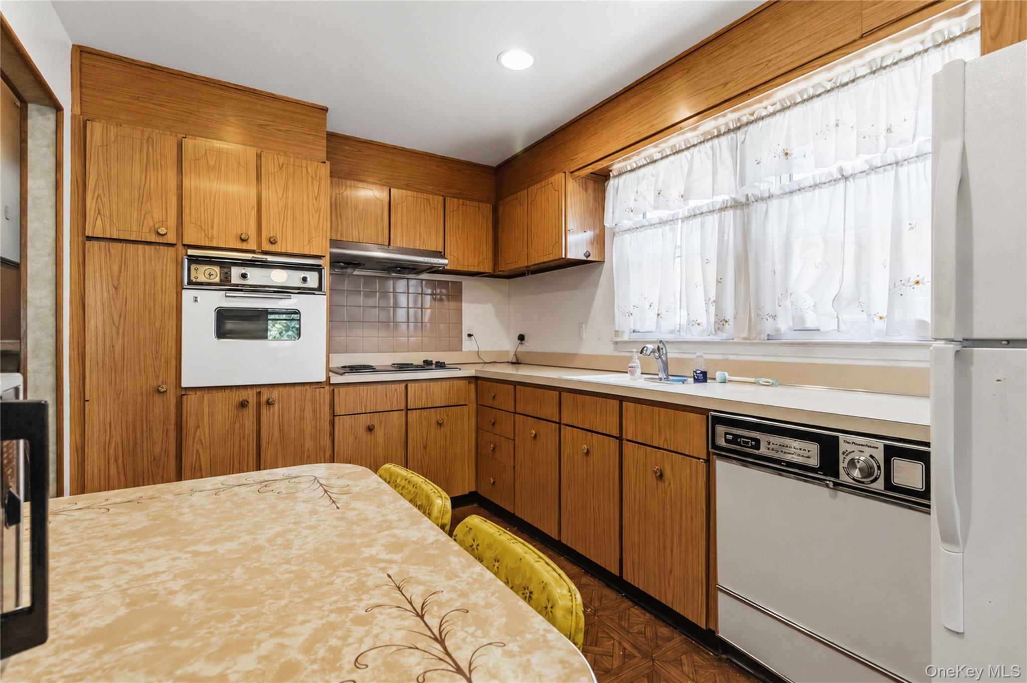 Single Family 56th Avenue Queens, NY 11364, MLS-1031445-12