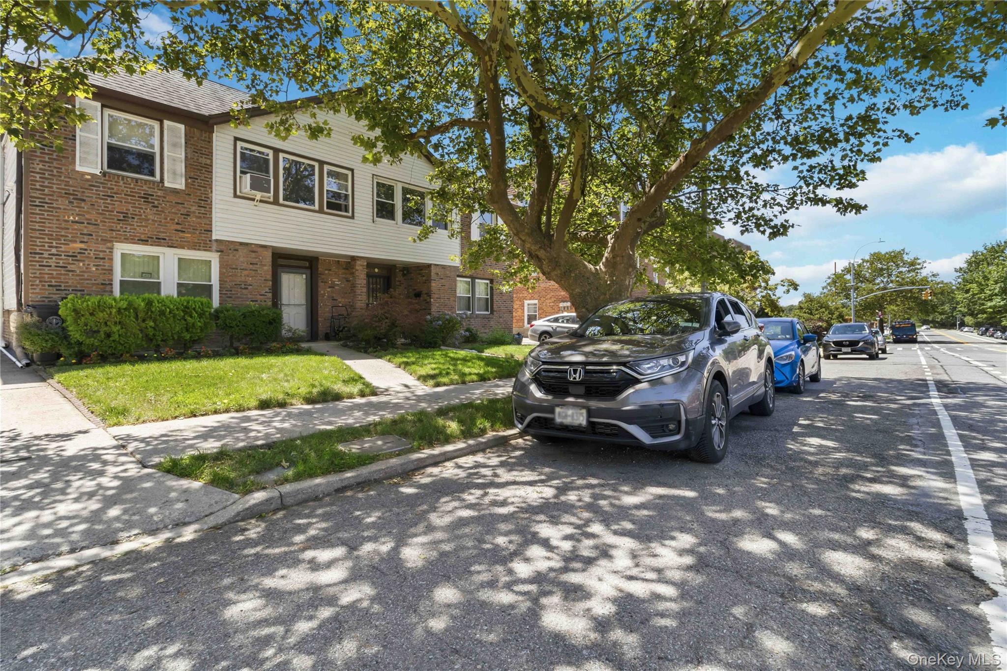 Single Family 56th Avenue Queens, NY 11364, MLS-1031445-3