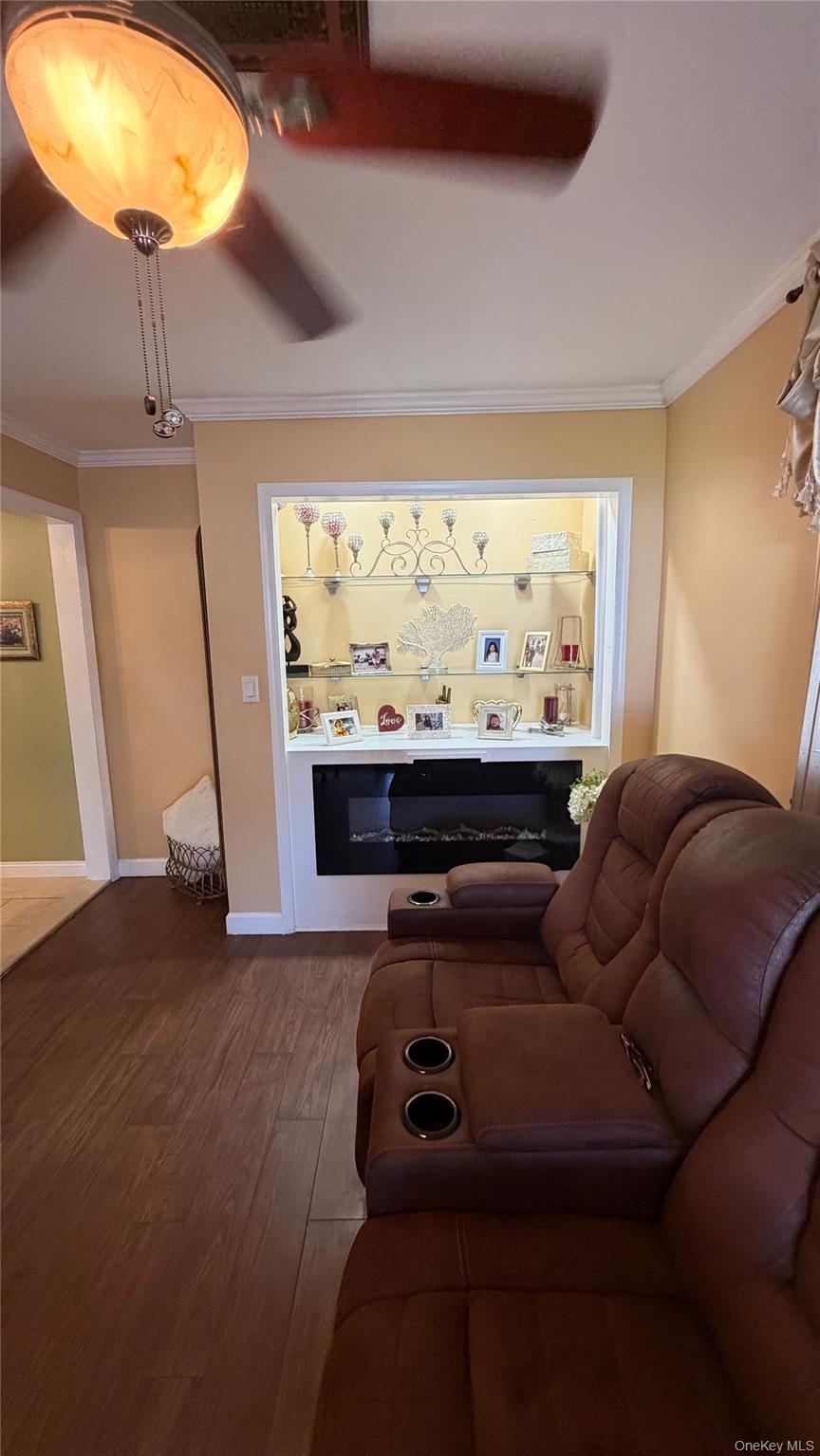 Single Family Maplewood Avenue  Nassau County, NY 11550, MLS-1031450-5