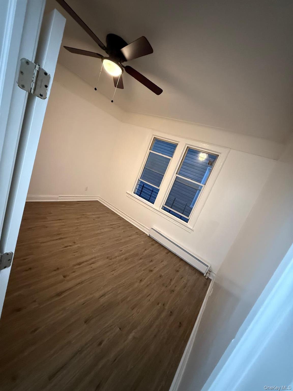Single Family Edson Avenue Bronx, NY 10466, MLS-1031459-15