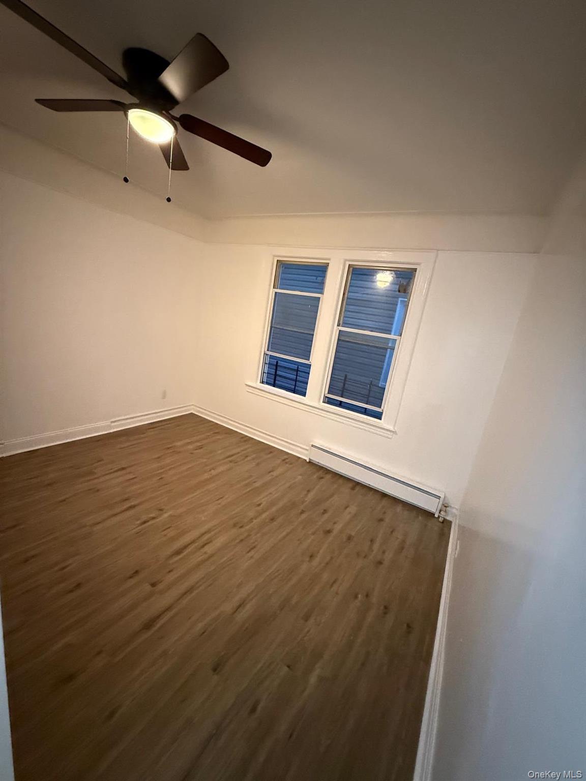 Single Family Edson Avenue Bronx, NY 10466, MLS-1031459-19