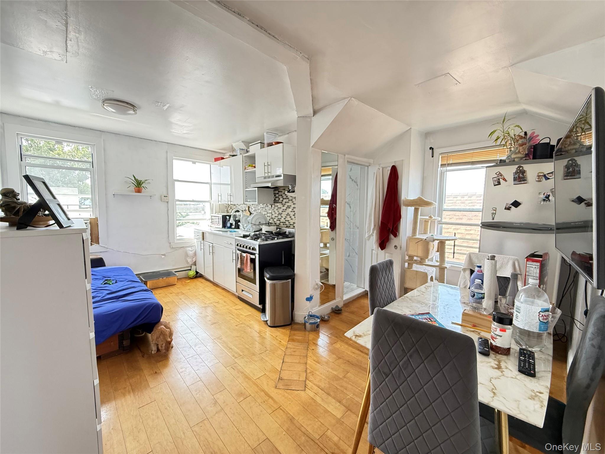 Single Family 114th Street Queens, NY 11356, MLS-1031472-16