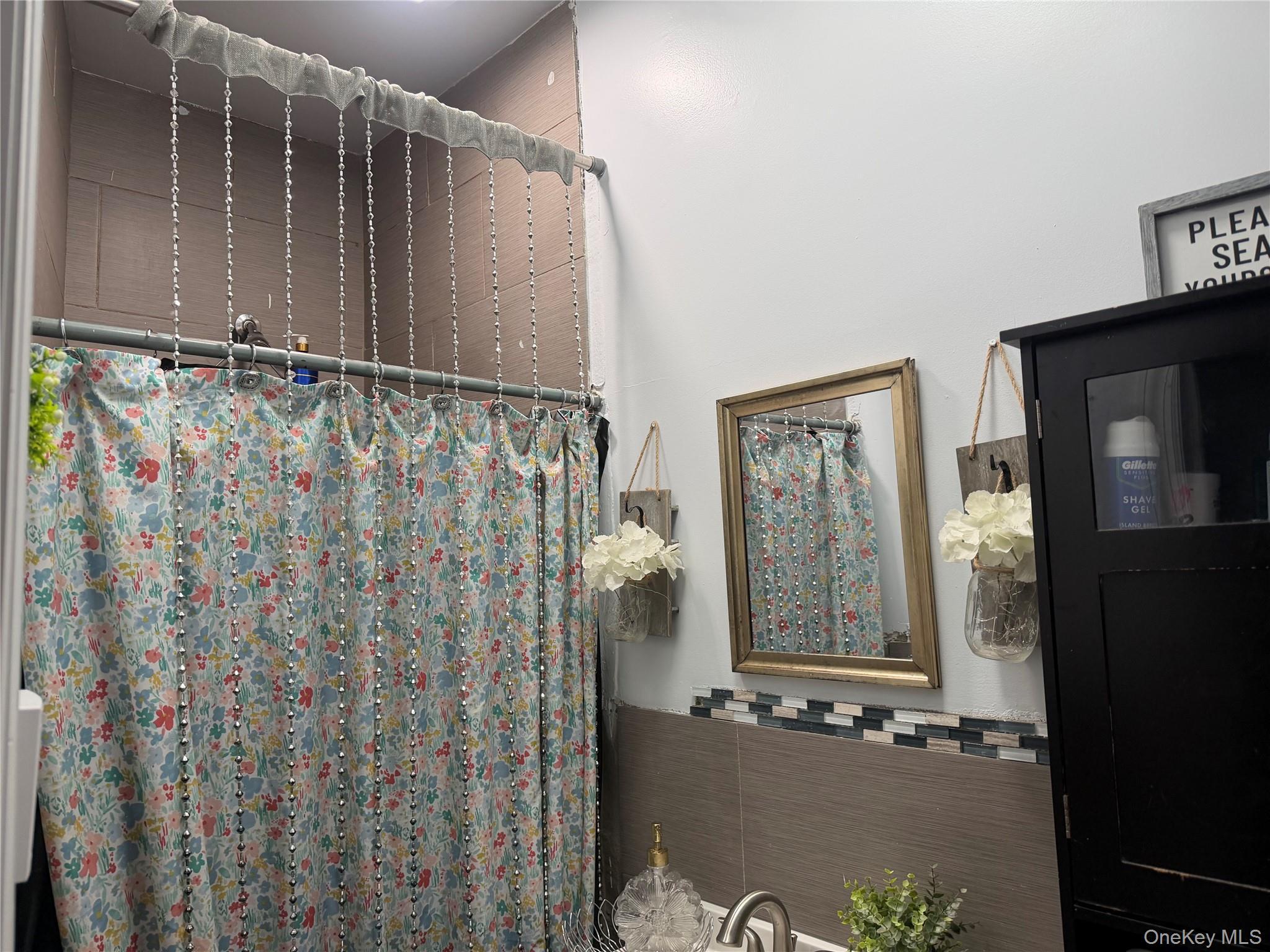 Single Family Unionport Road  Bronx, NY 10462, MLS-1031477-14