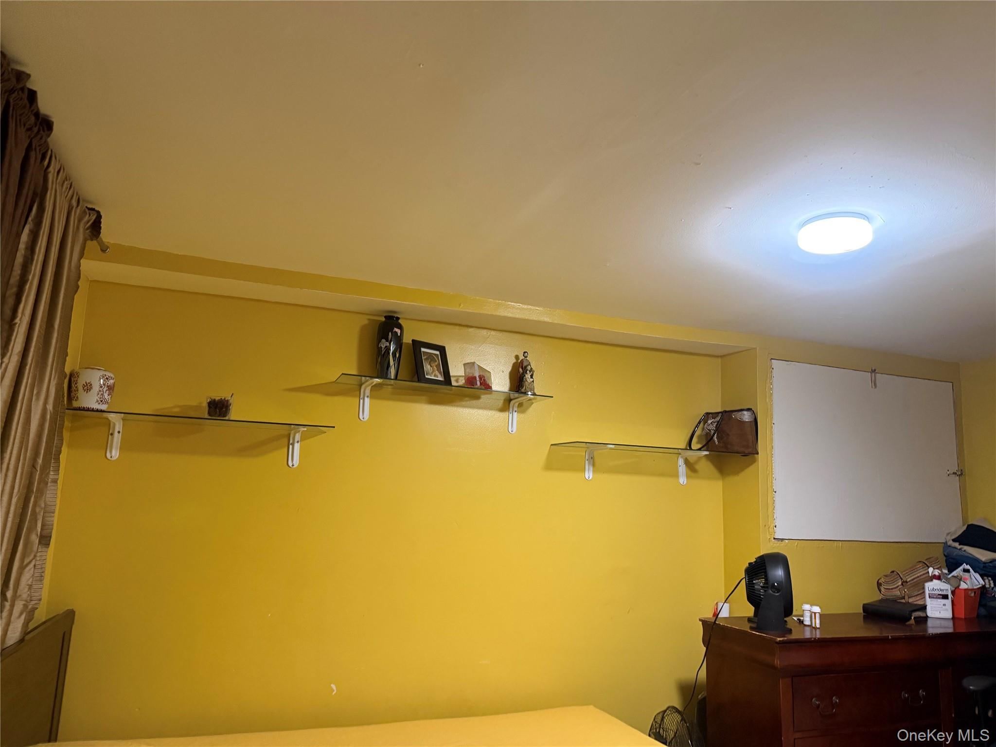 Single Family Unionport Road  Bronx, NY 10462, MLS-1031477-23