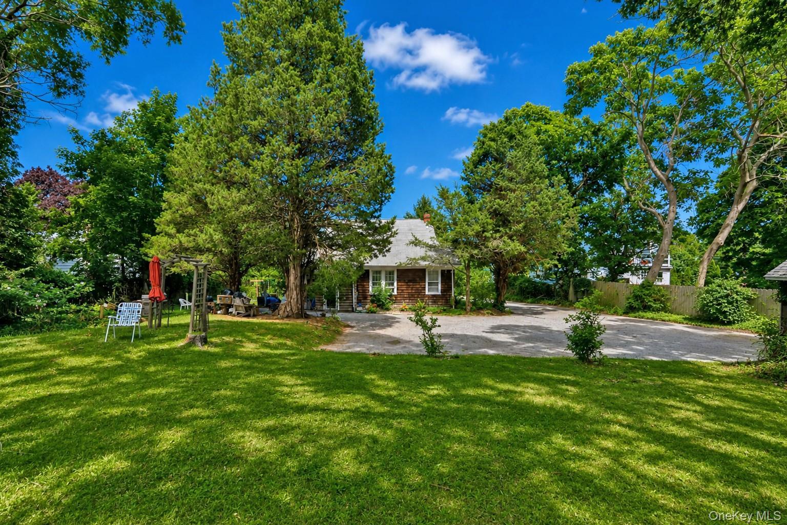 Single Family Flanders Road  Suffolk County, NY 11901, MLS-1031487-15