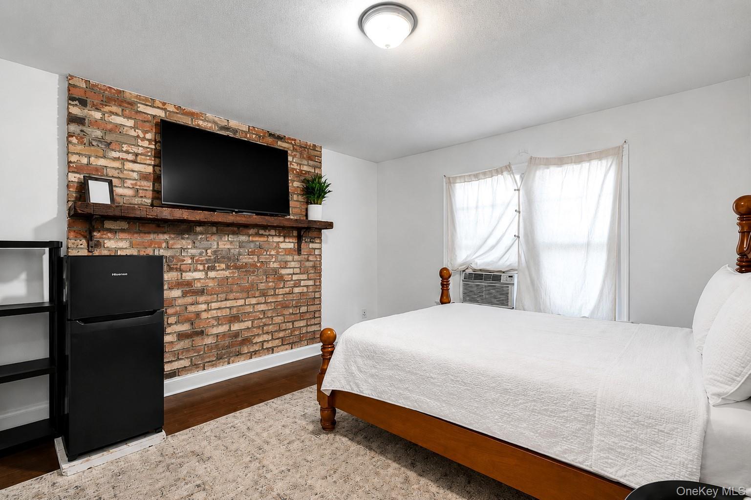 Single Family Flanders Road Suffolk County, NY 11901, MLS-1031487-4