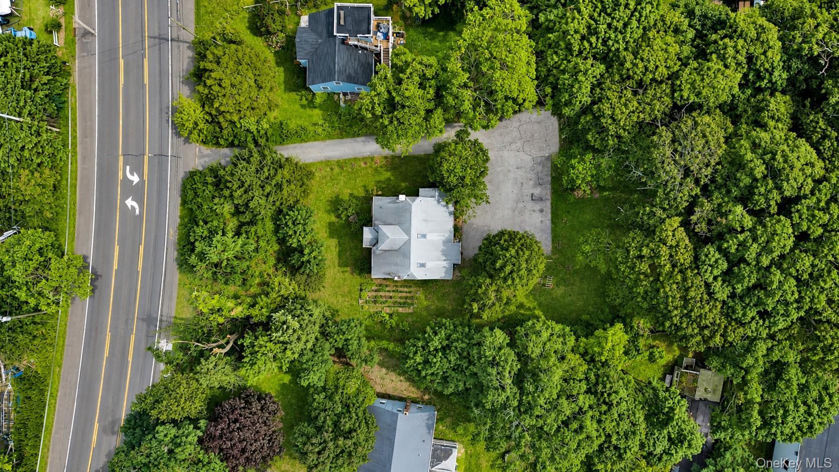 Single Family Flanders Road Suffolk County, NY 11901, MLS-1031487-8