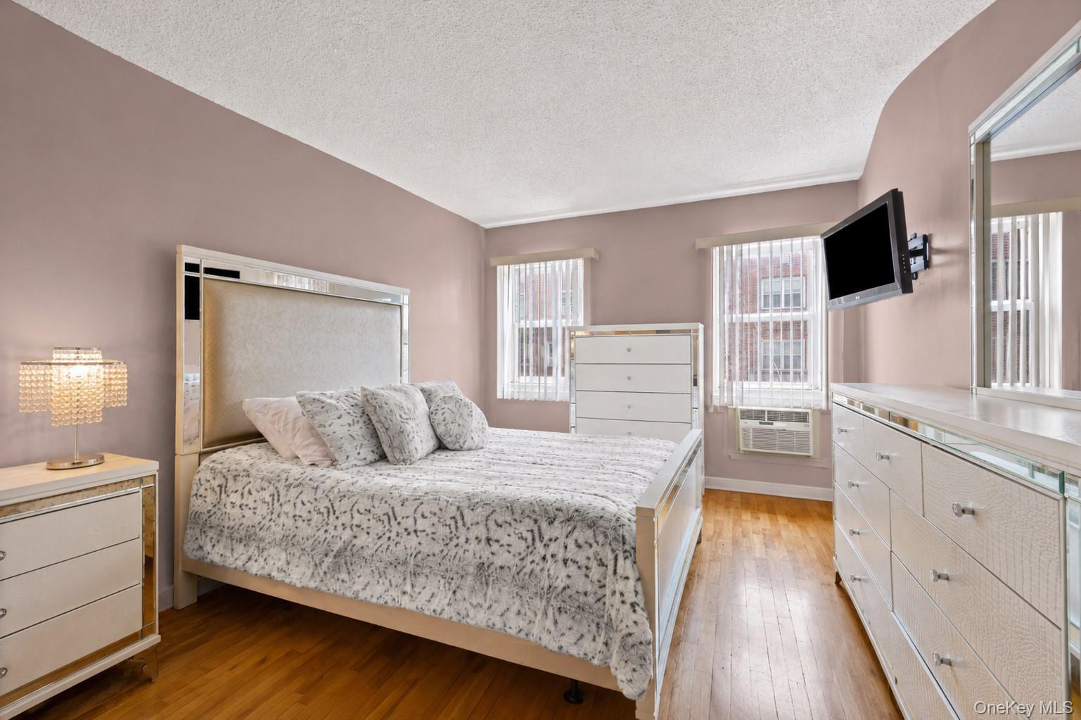 Single Family Bergen Avenue Brooklyn, NY 11234, MLS-1031490-18