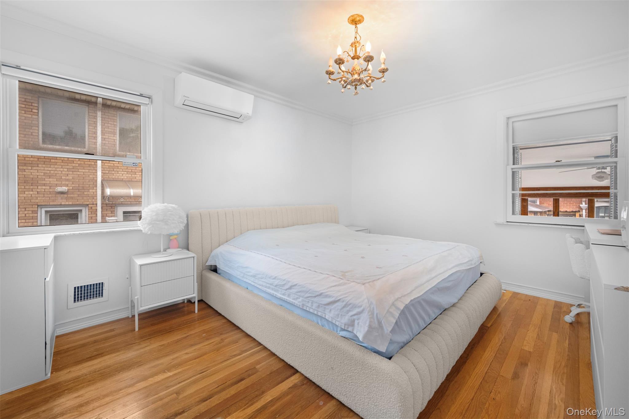 Single Family 73rd Avenue Queens, NY 11362, MLS-1031510-10