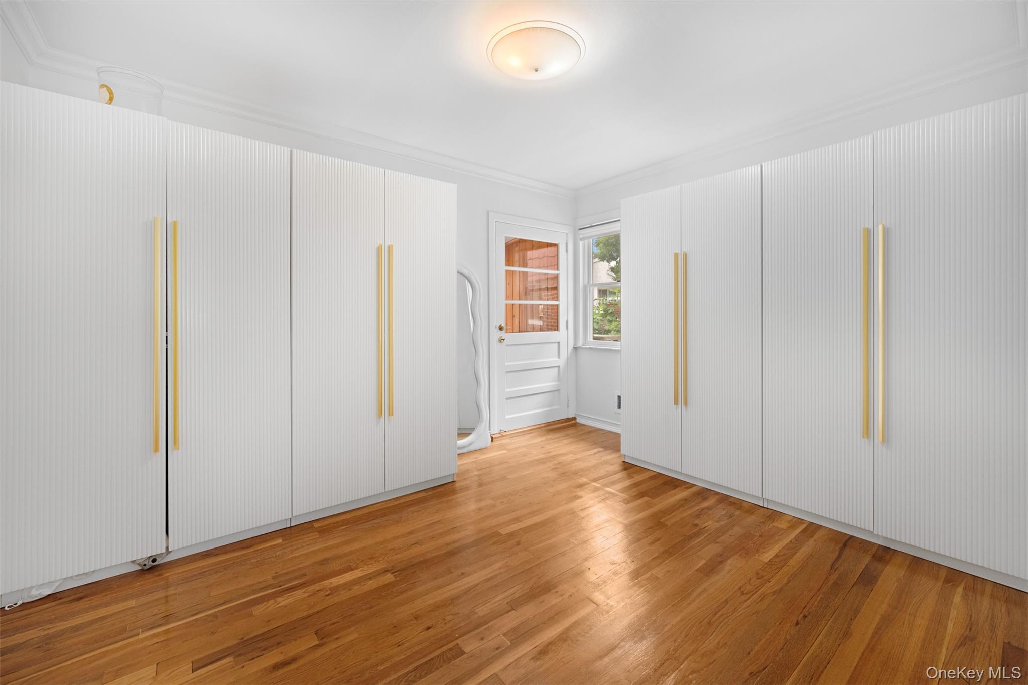 Single Family 73rd Avenue Queens, NY 11362, MLS-1031510-14