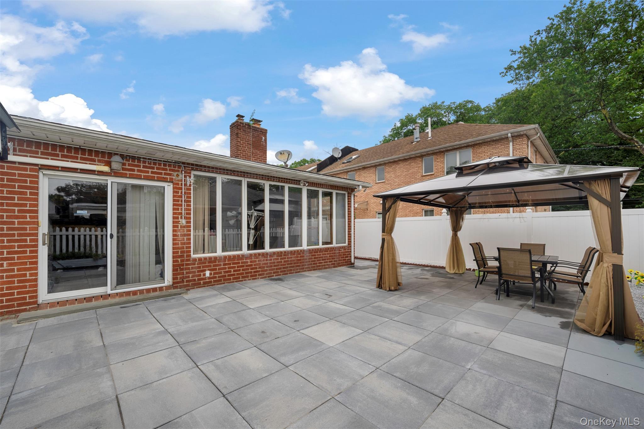 Single Family 73rd Avenue Queens, NY 11362, MLS-1031510-22