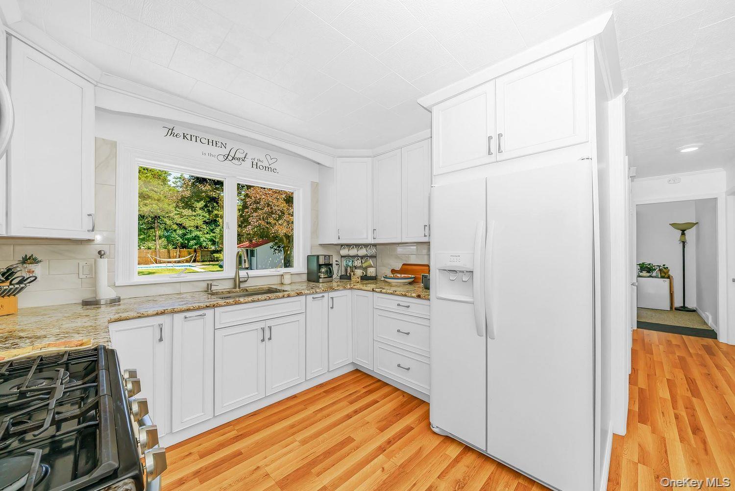 Single Family Hubbard Avenue  Suffolk County, NY 11901, MLS-1031536-13