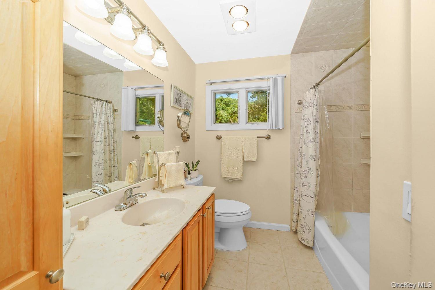 Single Family Hubbard Avenue  Suffolk County, NY 11901, MLS-1031536-20